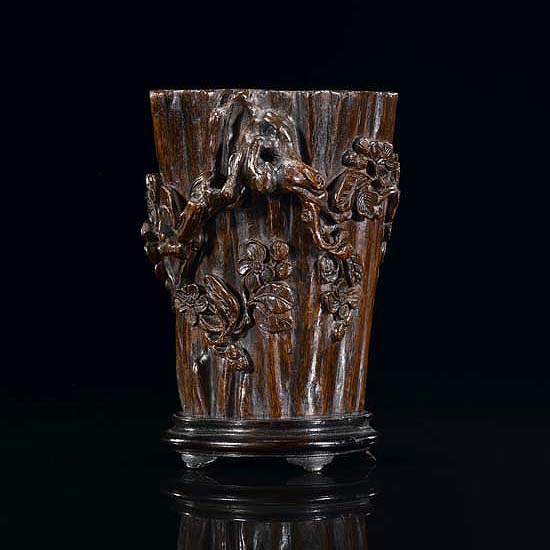 A CARVED CHENXIANGMU BRUSHPOT