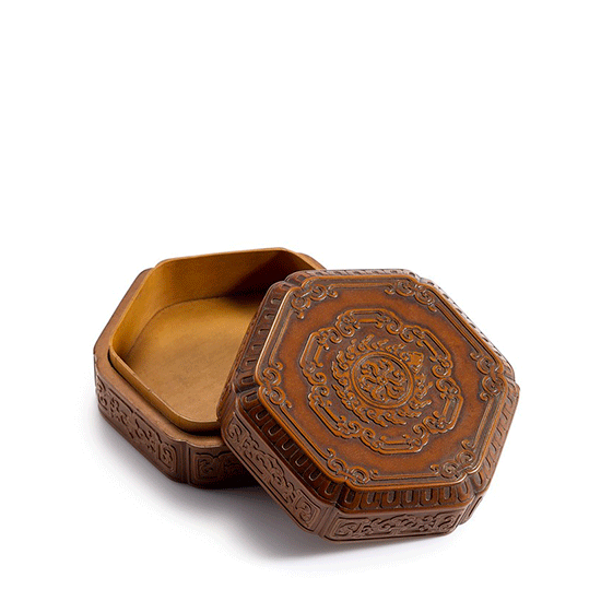 AN IMPERIAL BAMBOO VENEER BOX AND COVER