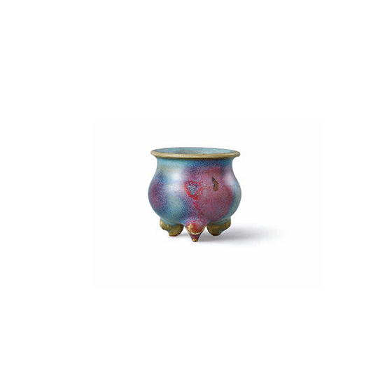 A SMALL JUNYAO TRIPOD CENSER