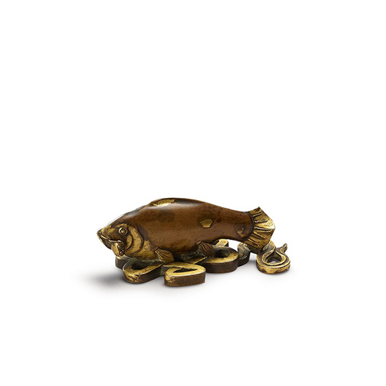 A Gilt-Splashed ‘Carp’ Paperweight